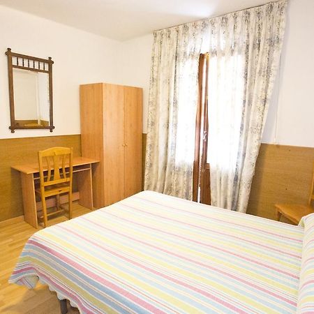 Hostal Lizana Huesca Eksteriør billede