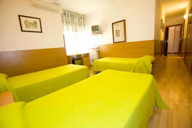 Hostal Lizana Huesca Eksteriør billede
